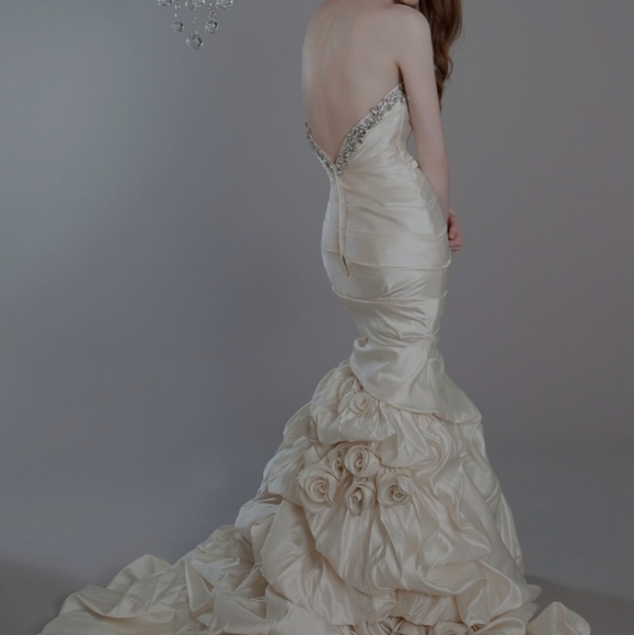 Winnie Couture wedding dress 4 6 8 - Picture 6 of 13